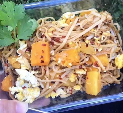 Butternut-squash-chicken-pad-Thai-1