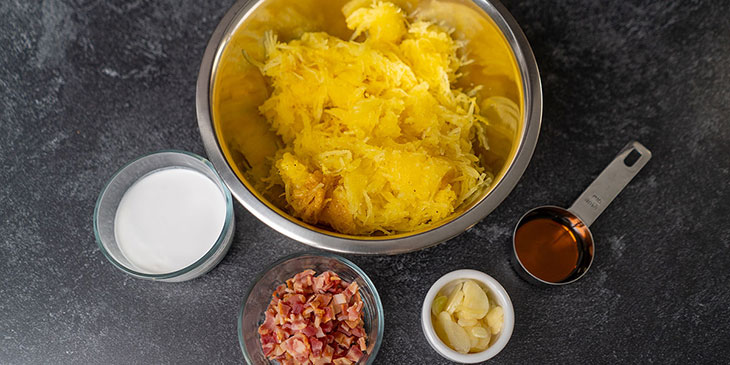 Creamy-Bacon-and-Spaghetti-Squash-Recipe-Mise