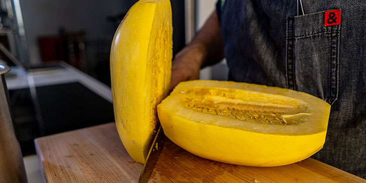 Creamy-Bacon-and-Spaghetti-Squash-Recipe-Step1