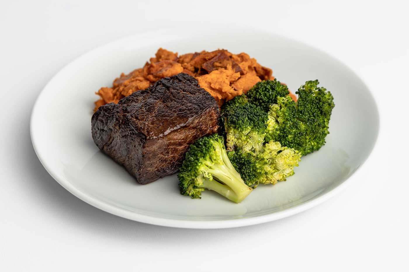 paleo-meal-delivery-grass-fed-steak-with-organic-veggies-and-sweet-potatoes