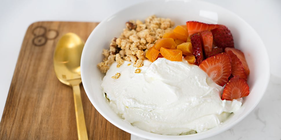 high protein yogurt and fruit parfait for gut health