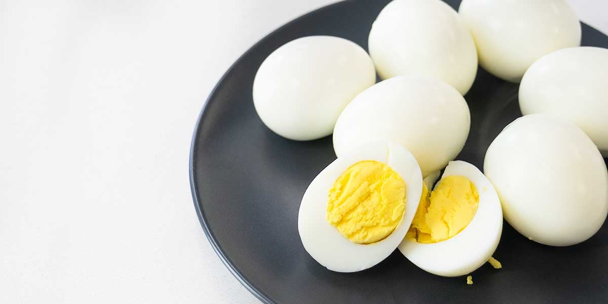 Hard boiled eggs are a great snack for paleo or keto meal plans