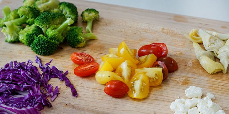 kelp noodle pesto bowl recipe ingredients on cutting board 