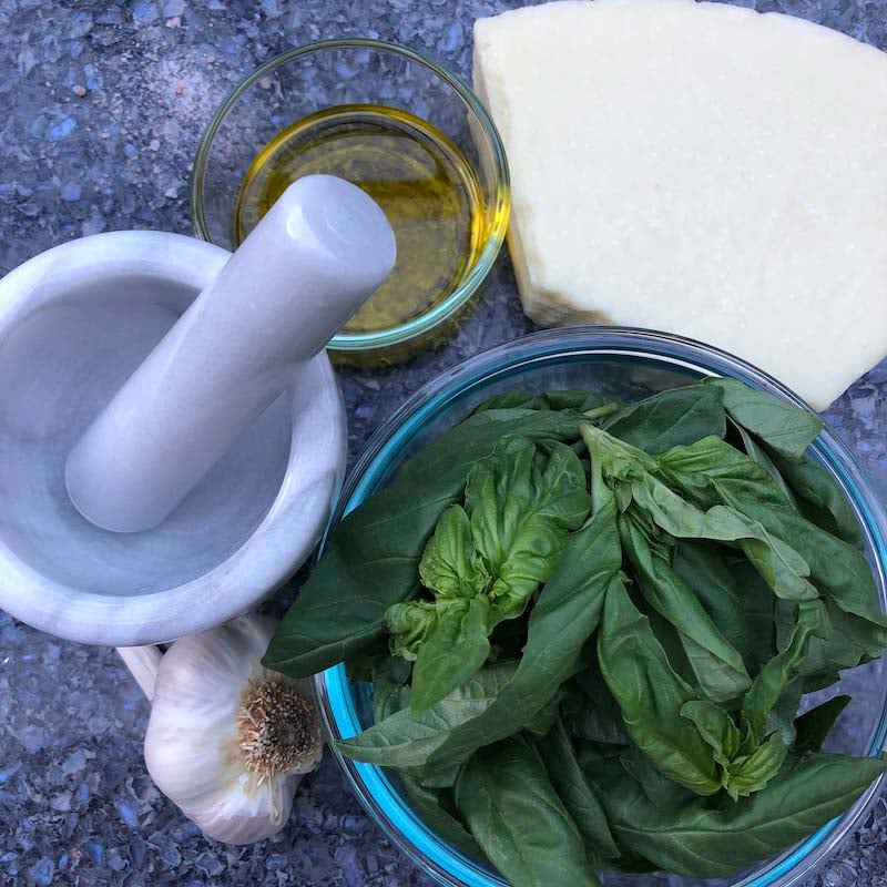 Avoid bitter basil and garlic with a mortar and pestle