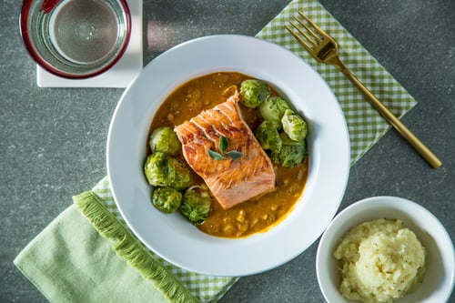 paleo_curry_salmon_trifecta.jpg