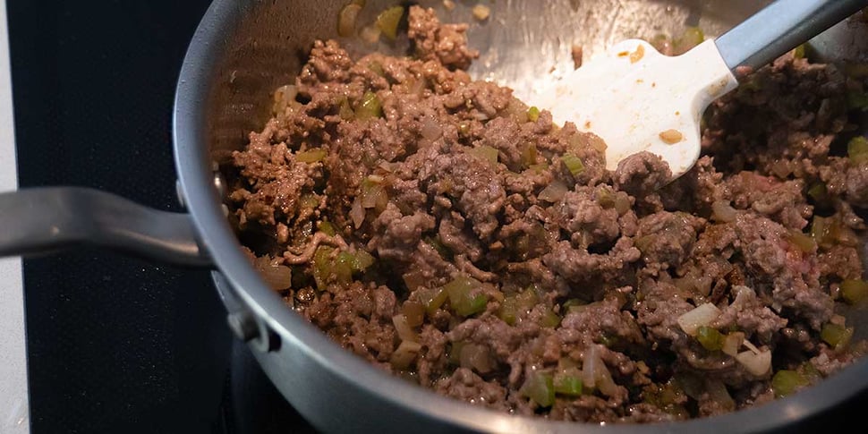 cooking ground beef for keto chili recipe 