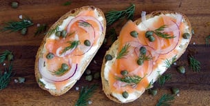 high-protein-snack-salmon-cream-cheese-toast