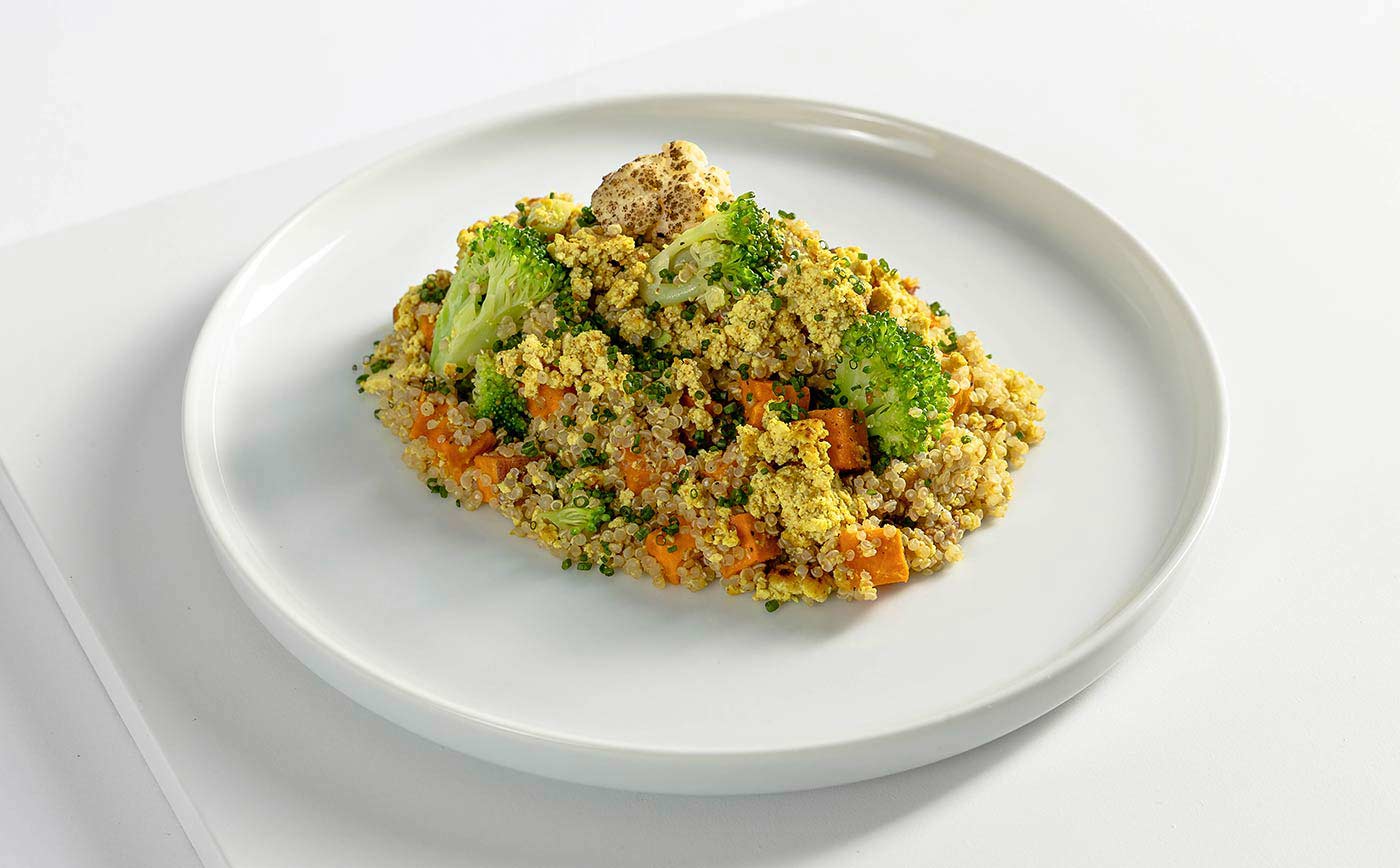 vegetarian-meal-delivery-curried-quinoa-with-organic-roasted-vegetables