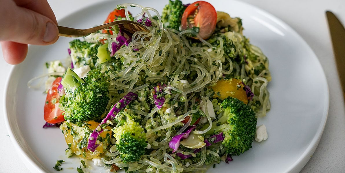 low-carb kelp noodle pesto bowl recipe for meal prep