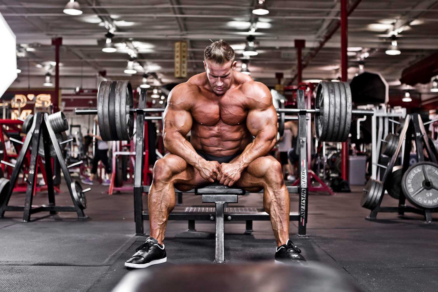 jay-cutler-lifting-weight