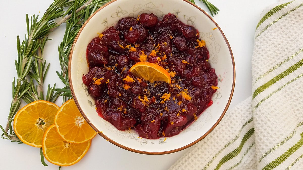 keto-cranberry-sauce