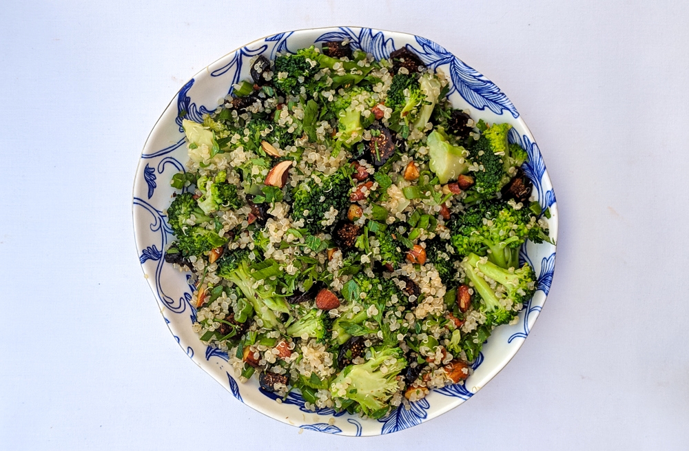 vegan-meal-prep-broccoli-quinoa-bowl (5)-1
